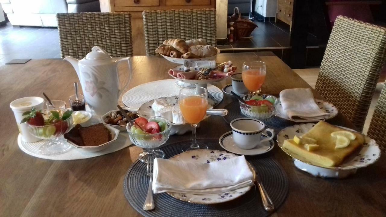 Le Val Daniniere B&B Adult Only Le Mesnil-Garnier المظهر الخارجي الصورة